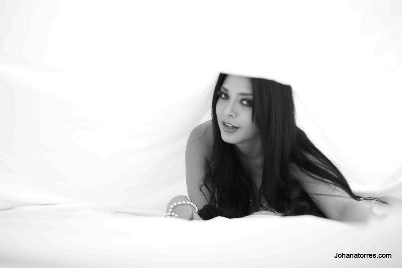 johana-torres-before-resting-005